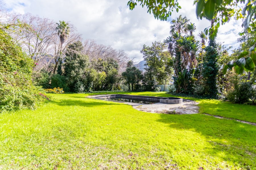 0 Bedroom Property for Sale in Bishopscourt Western Cape